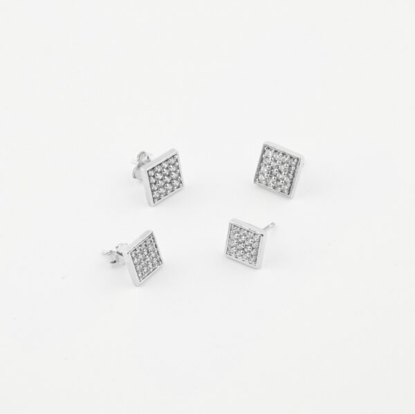 HONEY SINGH SILVER STUDS